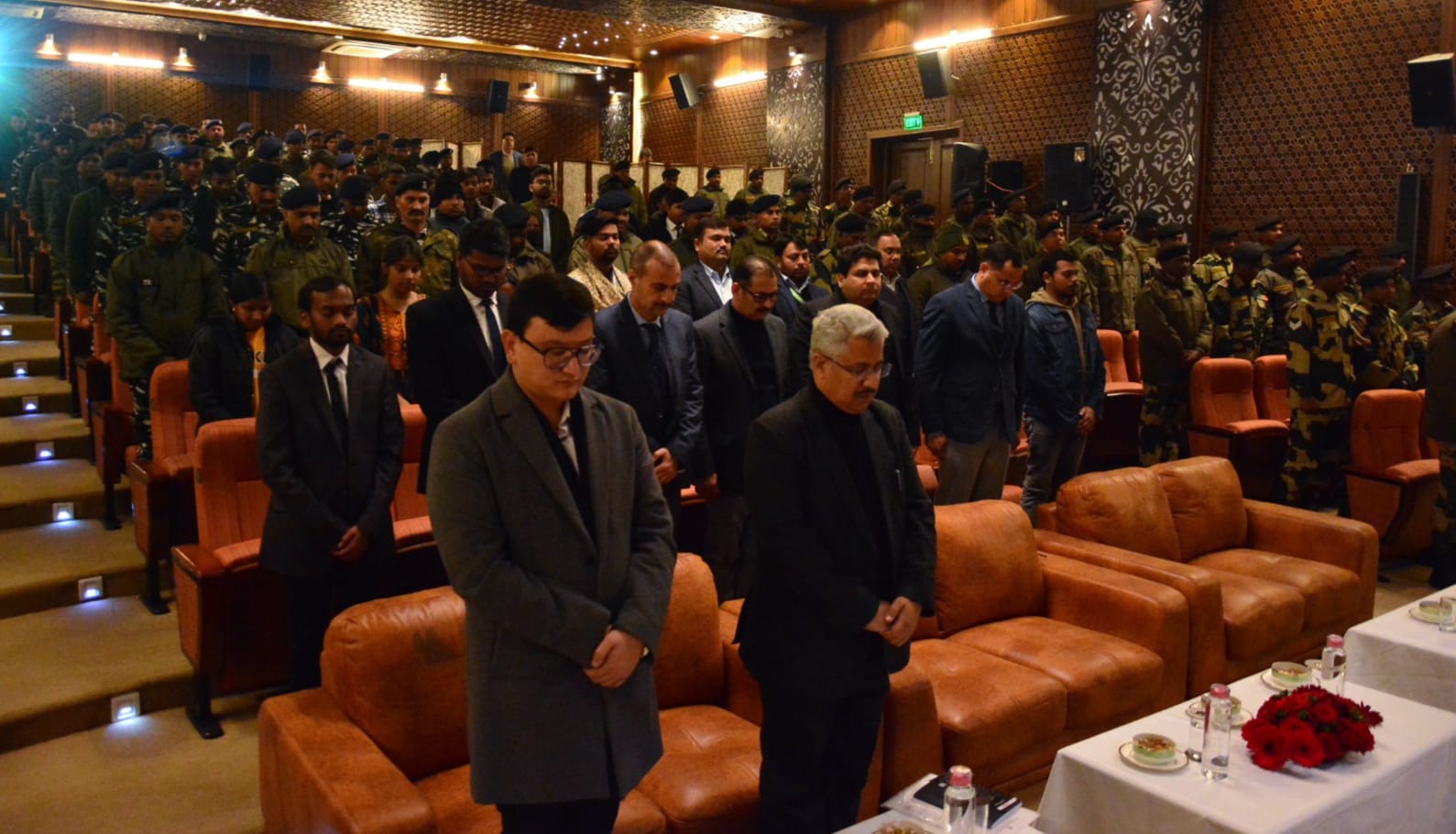 'Jharkhand Foundation Day observed in a solemn ceremony at Raj Bhavan Srinagar'